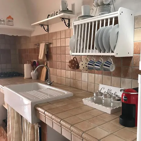 Studio Apartments-ucuppu Ferienhaus *