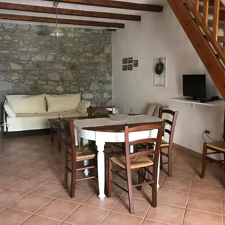 Ferienhaus Studio Apartments-ucuppu