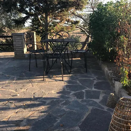 Vakantiehuis Studio Apartments-ucuppu *